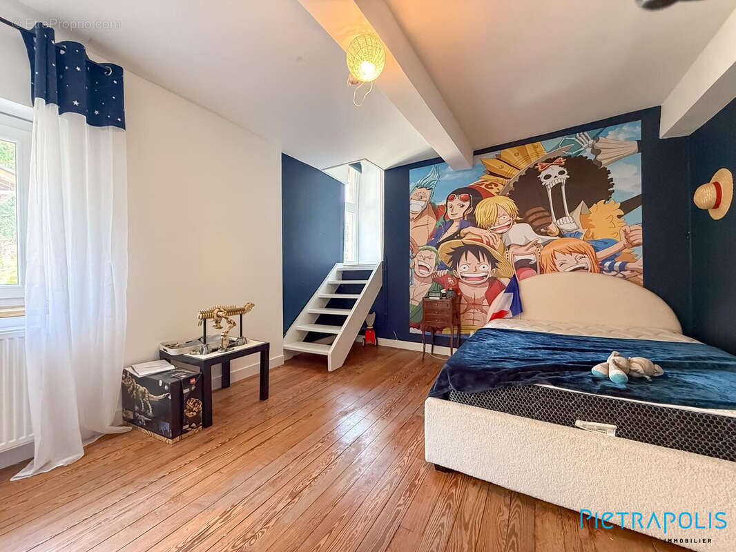 Maison 150 m² à Genay  - photo 3