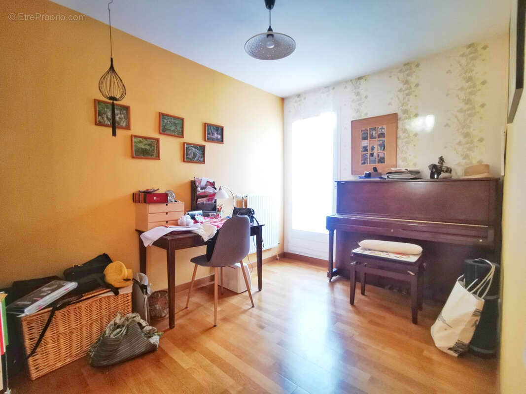 Maison à MAGNY-LES-HAMEAUX