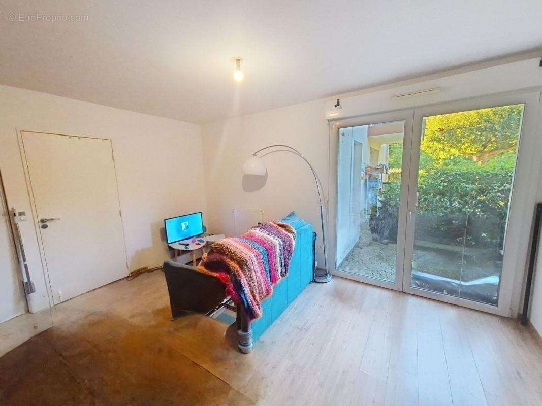 Appartement à FLEURY-SUR-ORNE