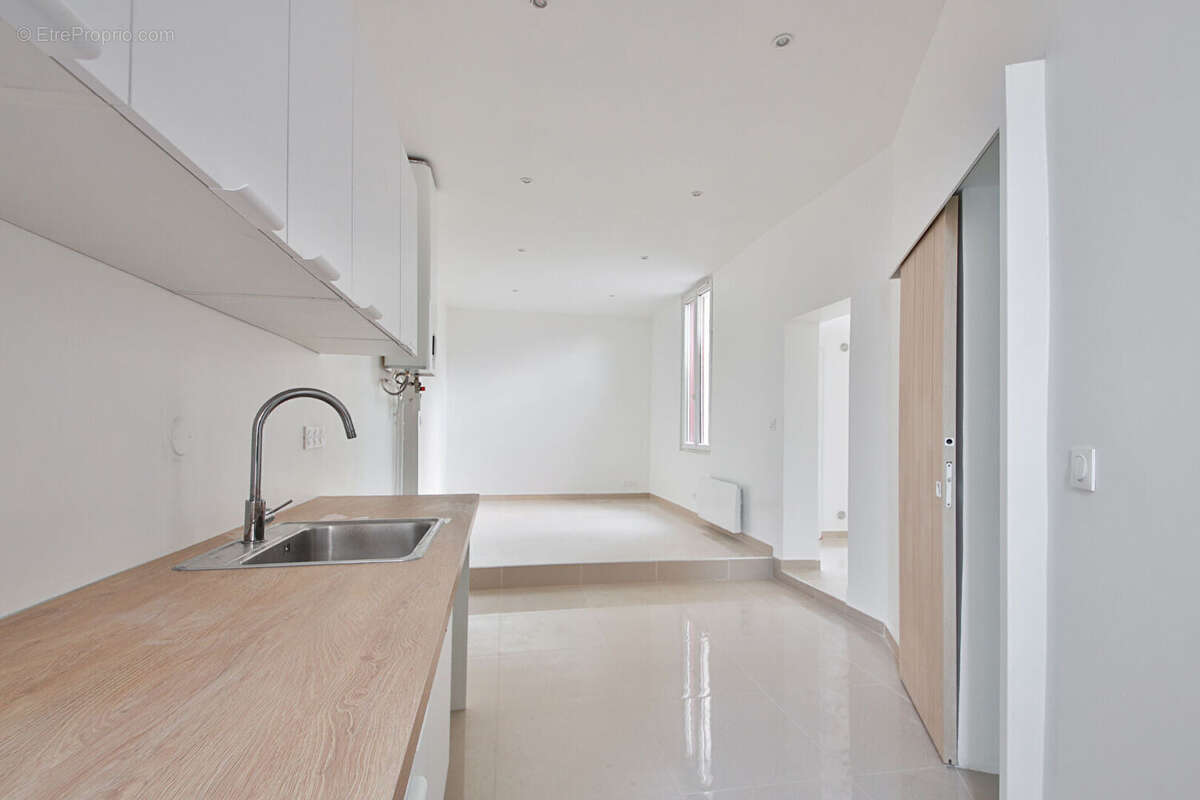 Appartement à NANTERRE