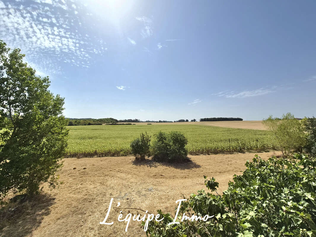 Ancienne étable et grange à réhabiliter avec CU et permis de construire - photo 11