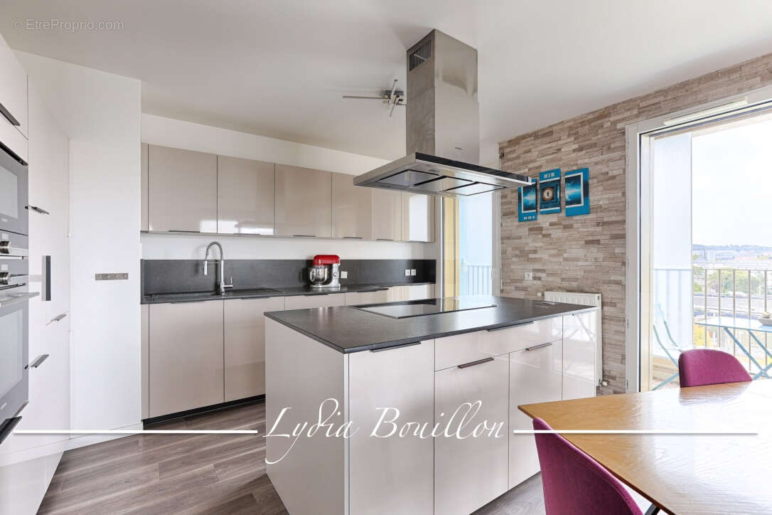 Appartement à NANTERRE