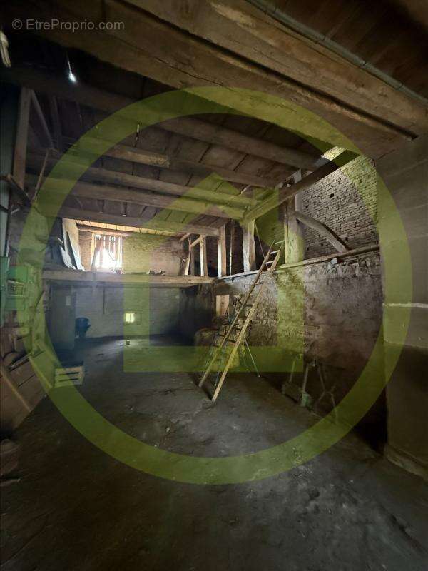 Maison à AILLEVILLERS-ET-LYAUMONT