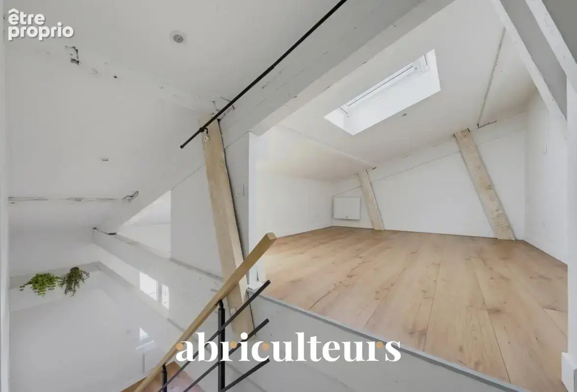 Appartement duplex lumineux grande hauteur sous plafond en vente à Bordeaux 33300 - photo 9