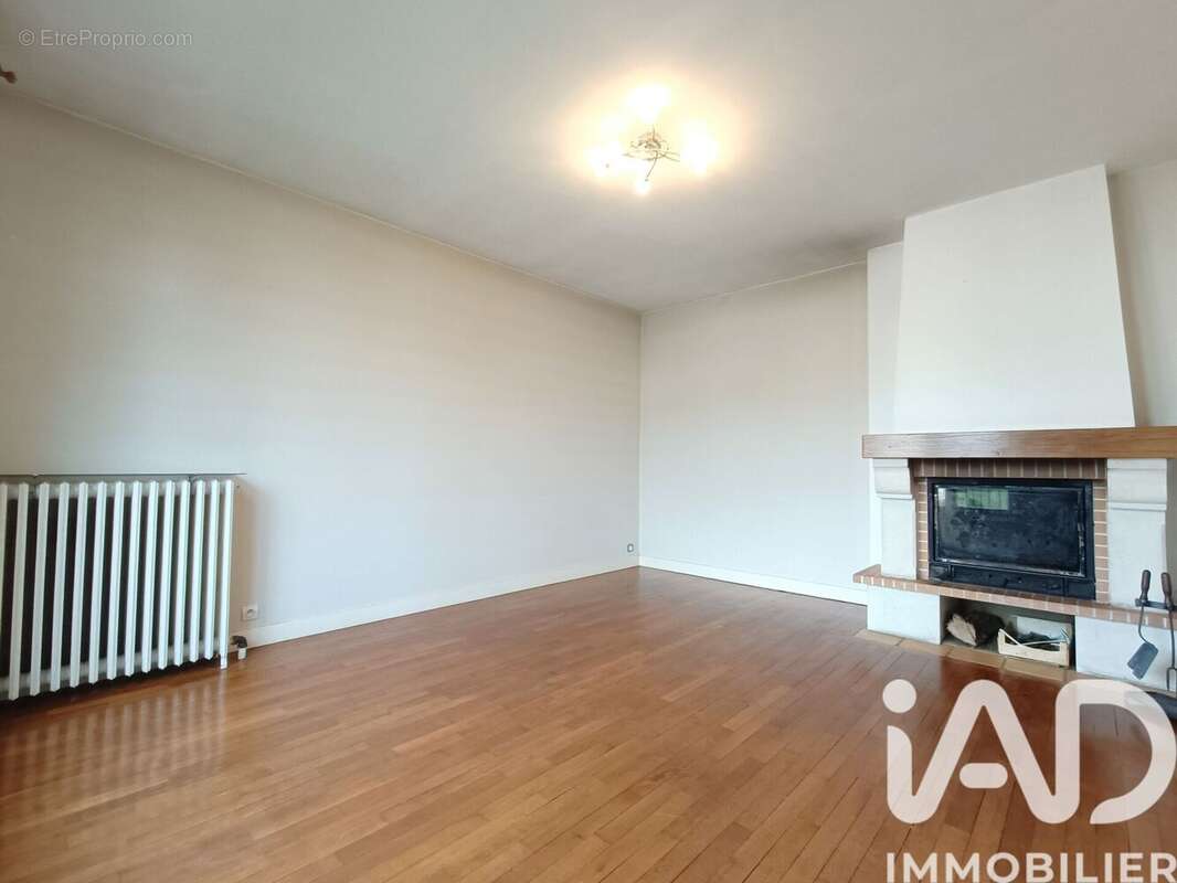 Photo 3 - Maison à CHATEAU-RENAULT