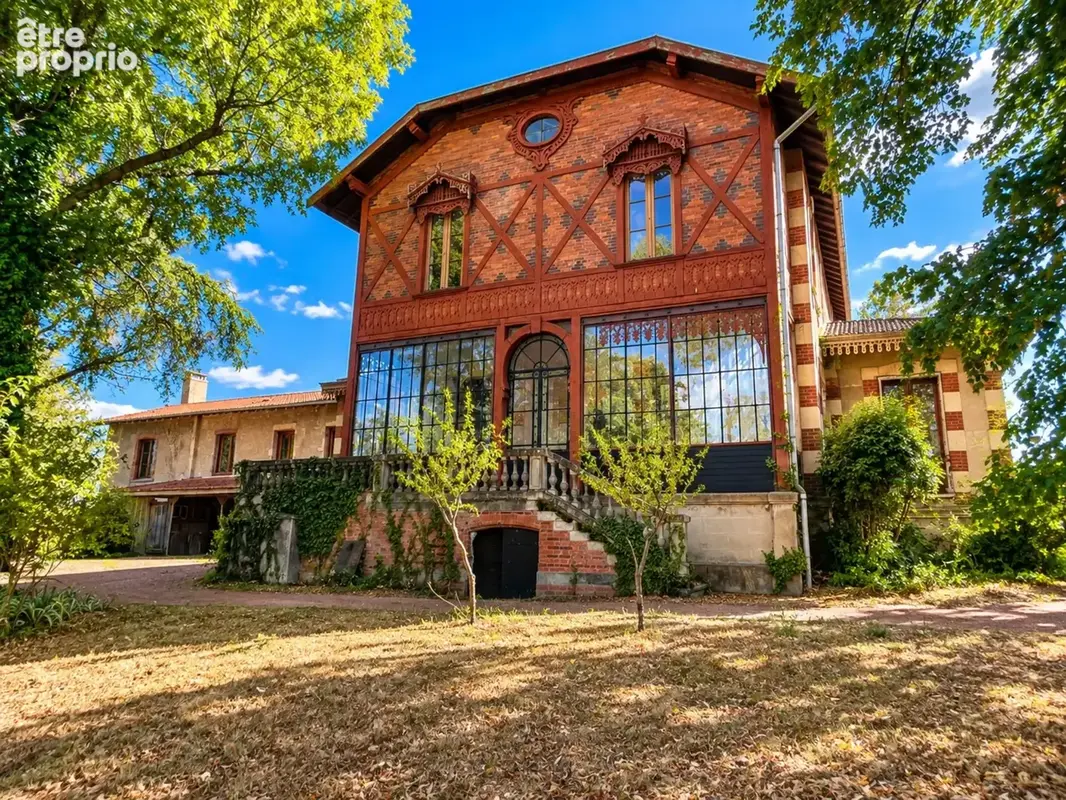 Commelle vernay (42) - maison 230 m2 sur 2334 m2 de terrain - 5 chambres - tour sur 3 niveaux - photo 7