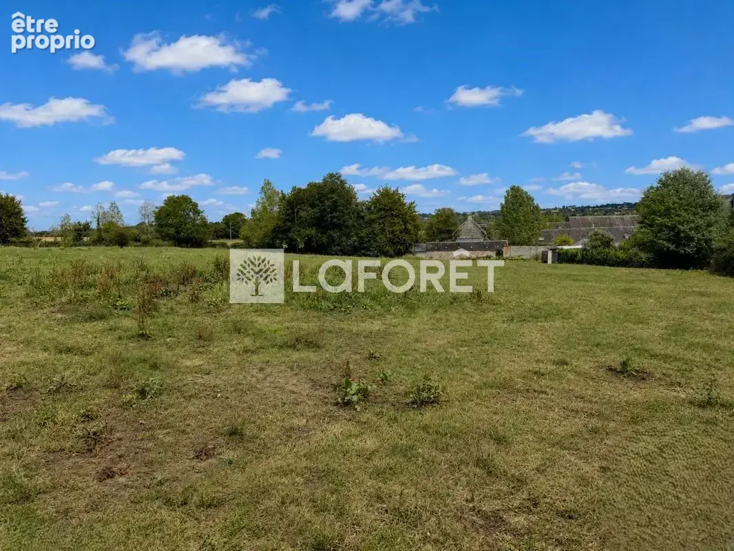Terrain constructible proche Villers Bocage - photo 3