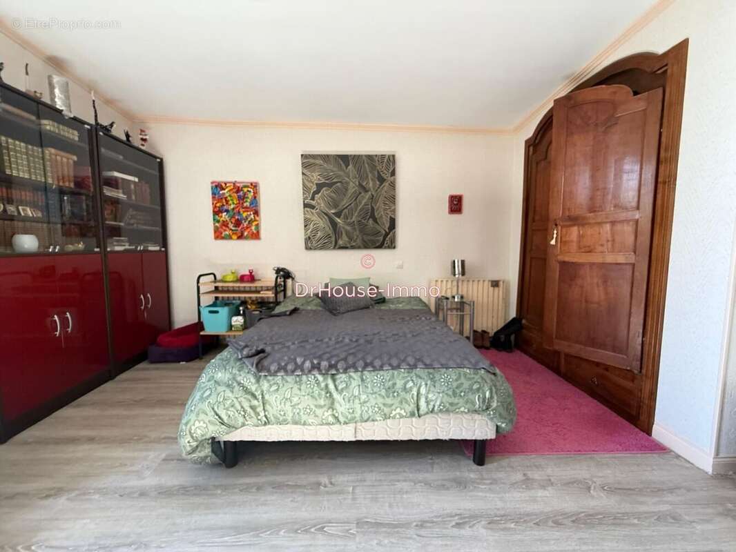 Maison à SAINT-JEAN-DE-BLAIGNAC