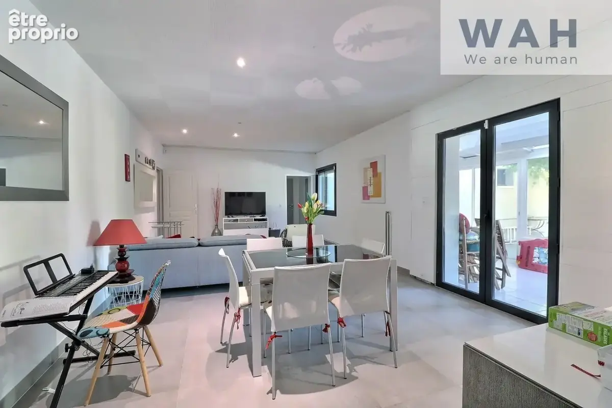 MAUGUIO   Maison 371 m2   Terrain 1100 m2   2 logements   Fo - photo 14