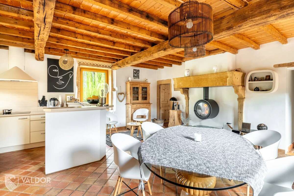 Maison à COGNY