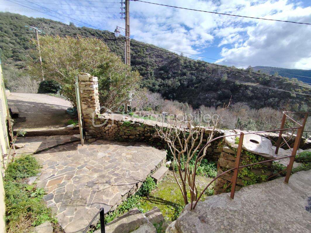 Maison à SAINT-VINCENT-D&#039;OLARGUES