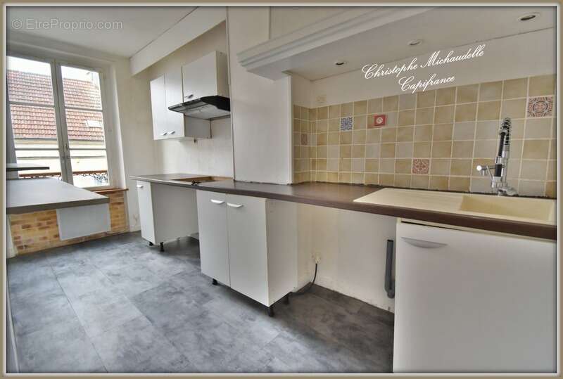 Appartement à NANTEUIL-LES-MEAUX