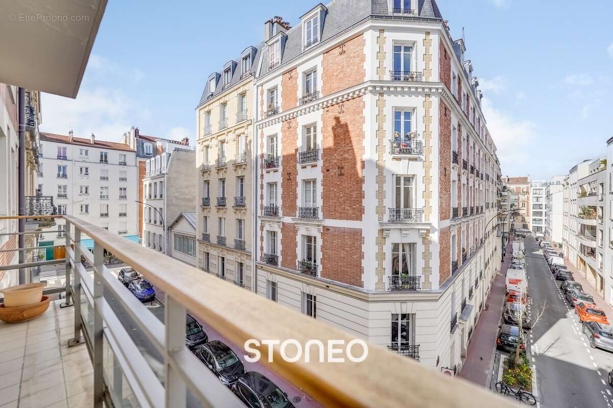 Appartement à LEVALLOIS-PERRET