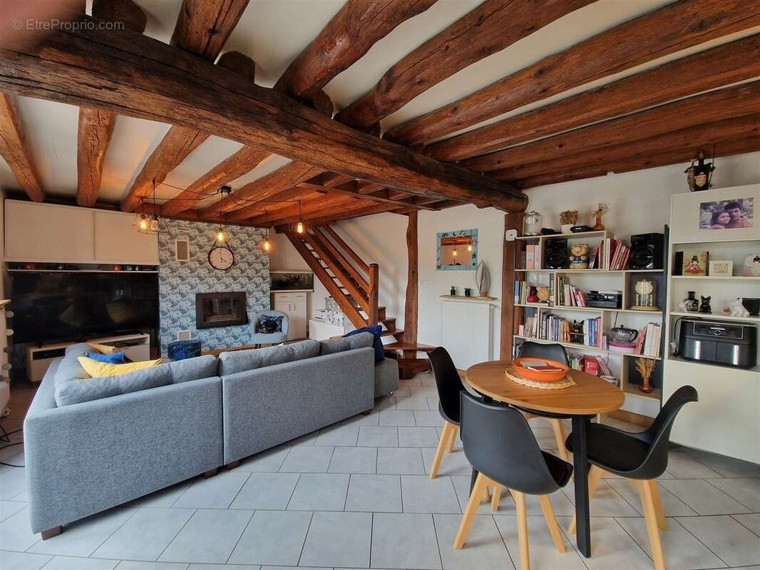 Maison à LA MADELEINE-DE-NONANCOURT