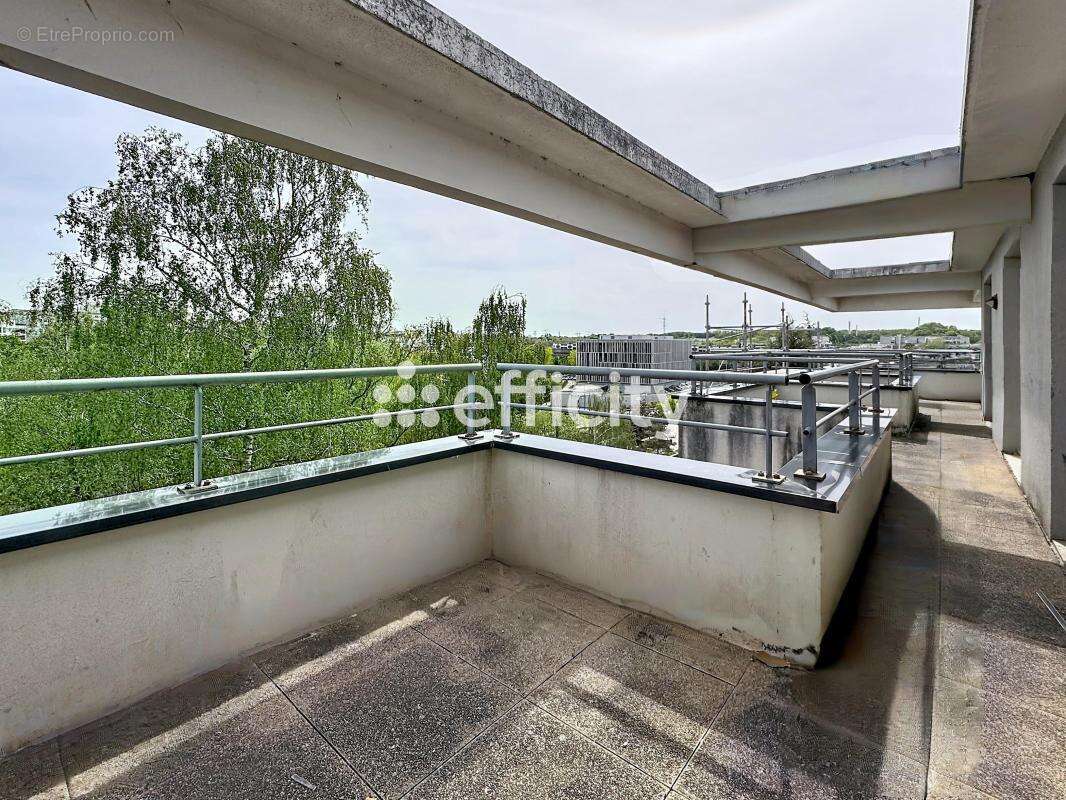 Appartement à LOGNES