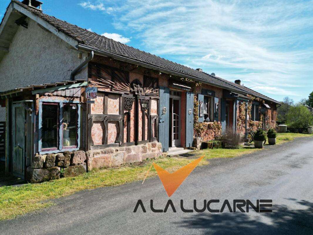 Maison à VILLAC
