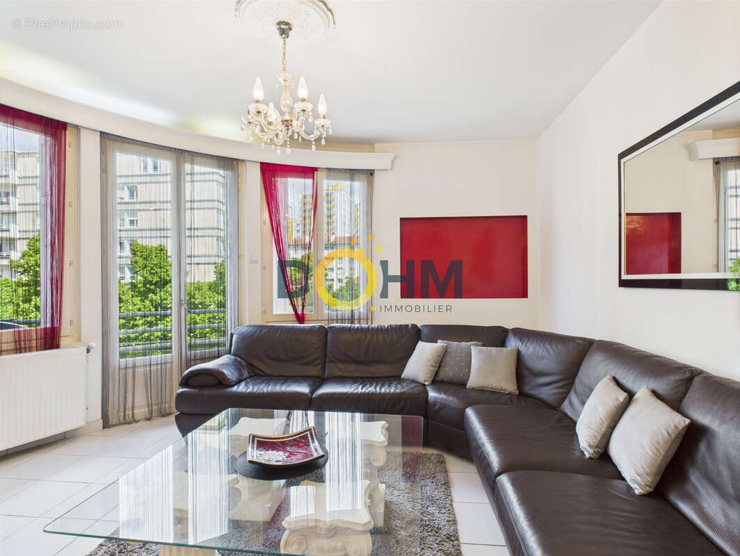 Appartement à SAINT-ETIENNE