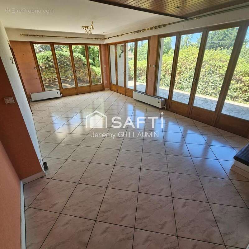 Photo 2 - Maison à BELLERIVE-SUR-ALLIER