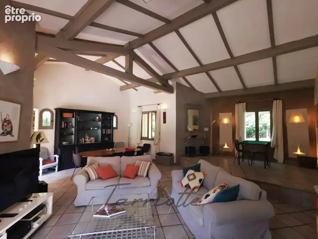 VILLA - 10570 - photo 4