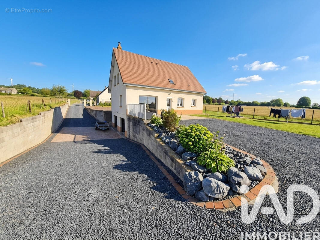 Photo 1 - Maison à EAUCOURT-SUR-SOMME
