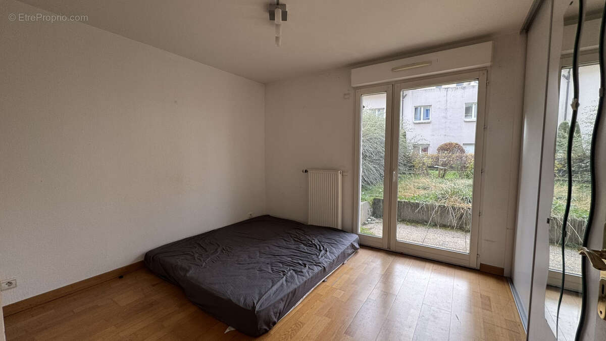 Appartement à LA ROCHE-SUR-FORON