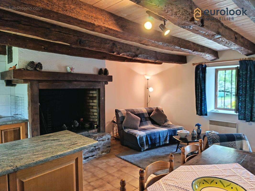 Maison à PLEUCADEUC