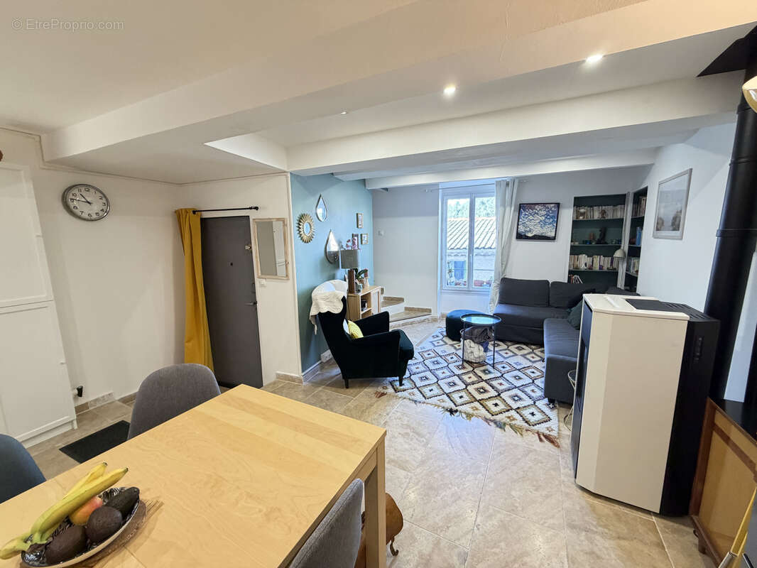 Maison à MEYRARGUES