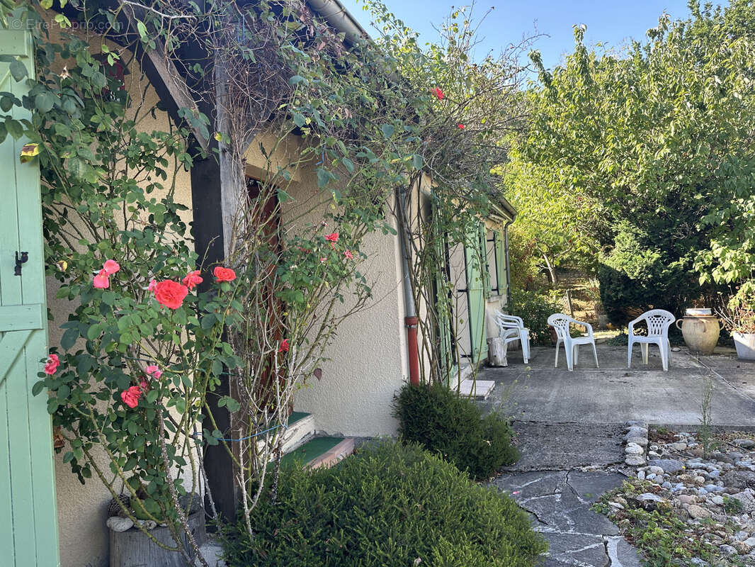 Maison plain-pied sur sous sol Bellerive/Allier - photo 2
