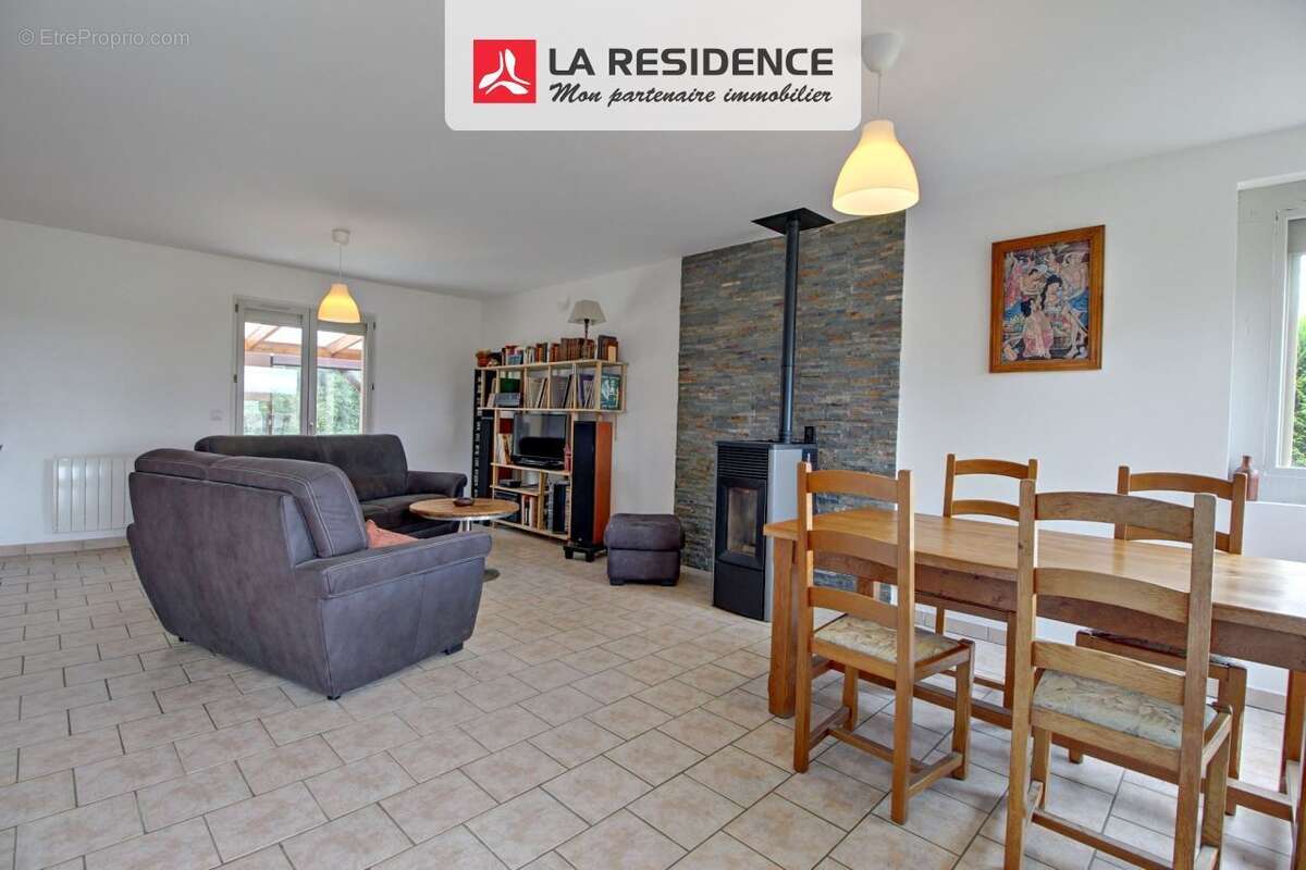 Maison à VILLERS-SUR-LE-ROULE