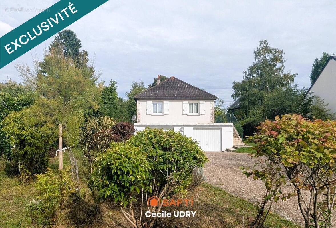 Photo 1 - Maison à ROCHECORBON