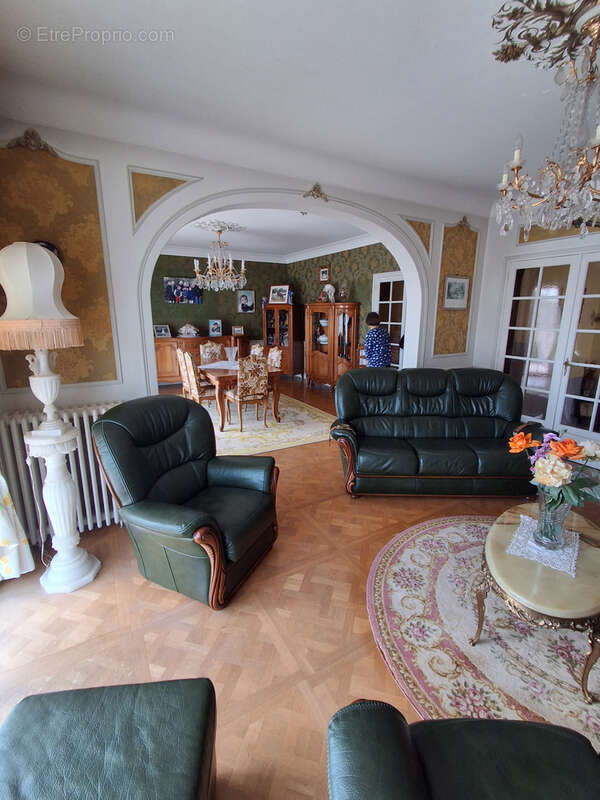 Maison à ECHILLAIS