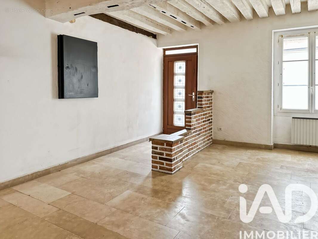 Photo 2 - Maison à VILLENEUVE-SUR-YONNE