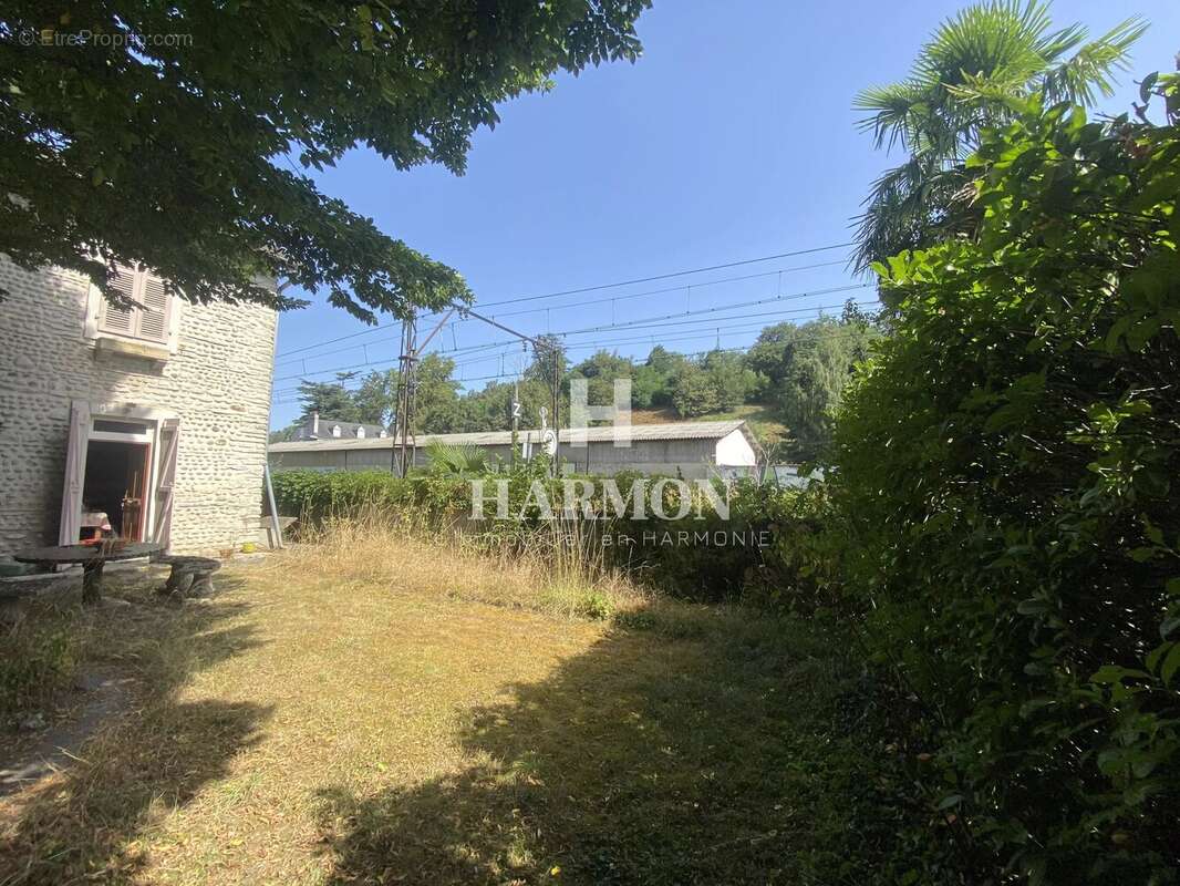 Harmon à vendre : Maison T 5 Bizanos - photo 2