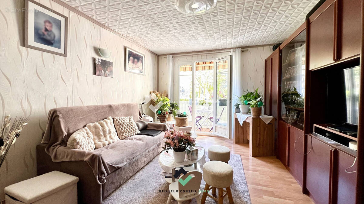 Appartement à CHOISY-LE-ROI
