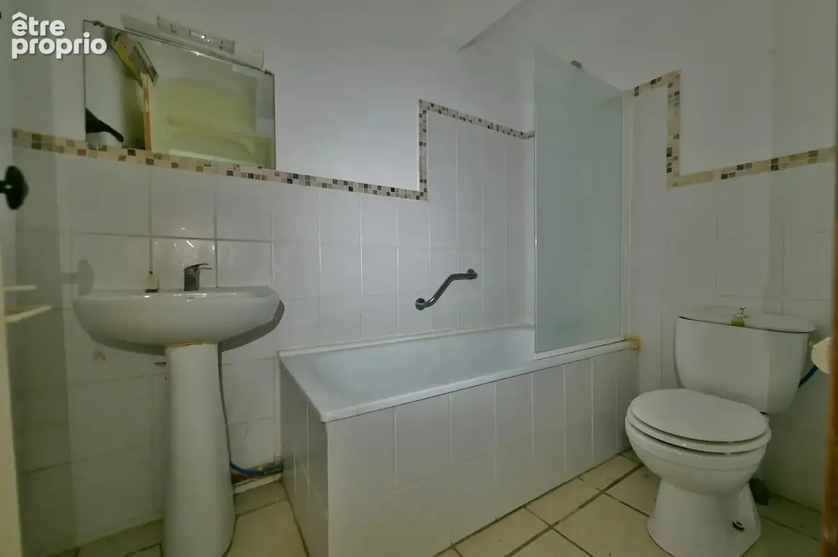 Rare à 13 km d’Uzès : Maison de village à rénover + terrain constructible indépendant - photo 7