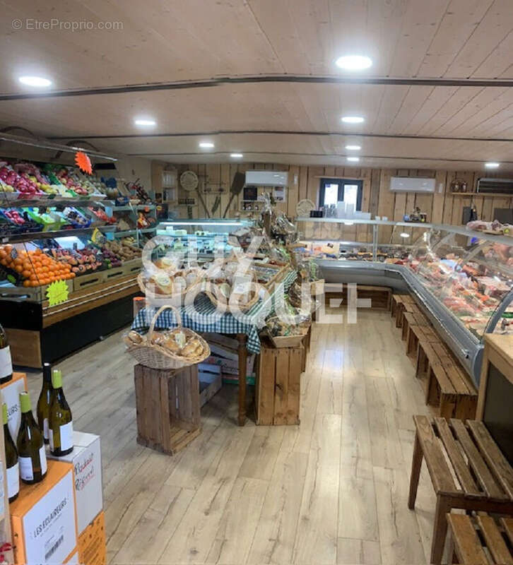 Commerce à MONTSAUCHE-LES-SETTONS