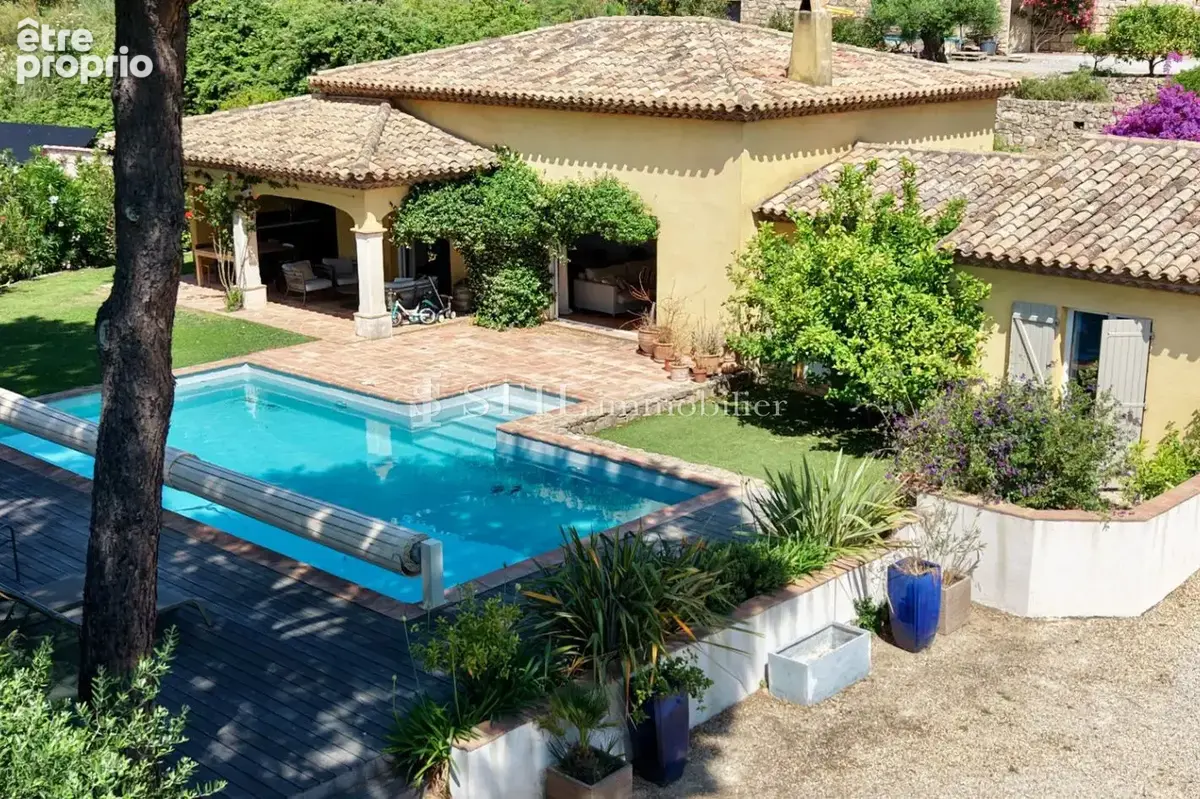 Photo Maison à Plan-De-La-Tour au prix de 1 150 000€