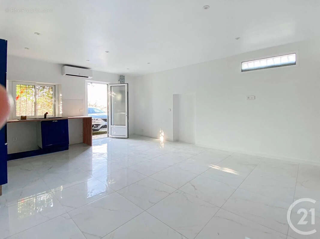 Appartement à VALBONNE