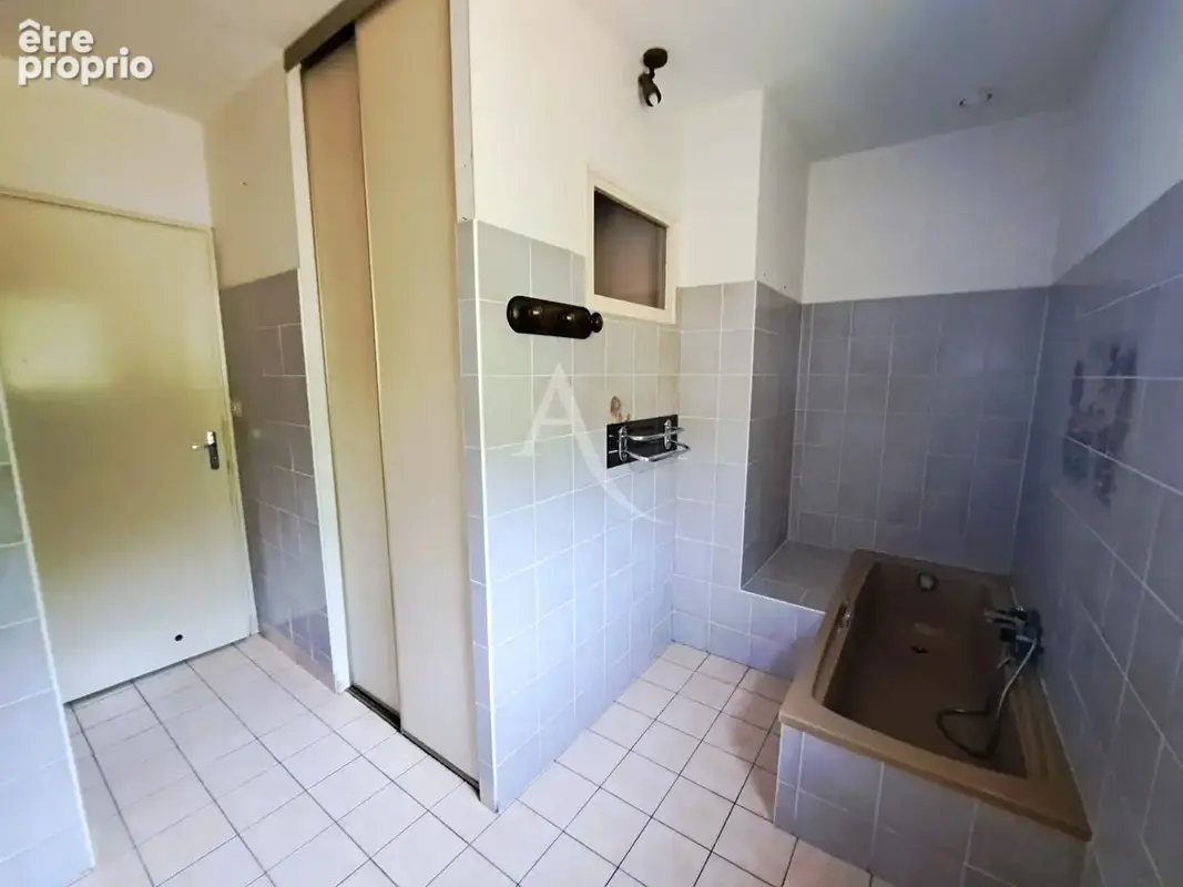 Maison a vendre aux herbiers 5 chambres. - photo 7