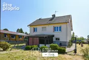 Maison à ROUSSAC