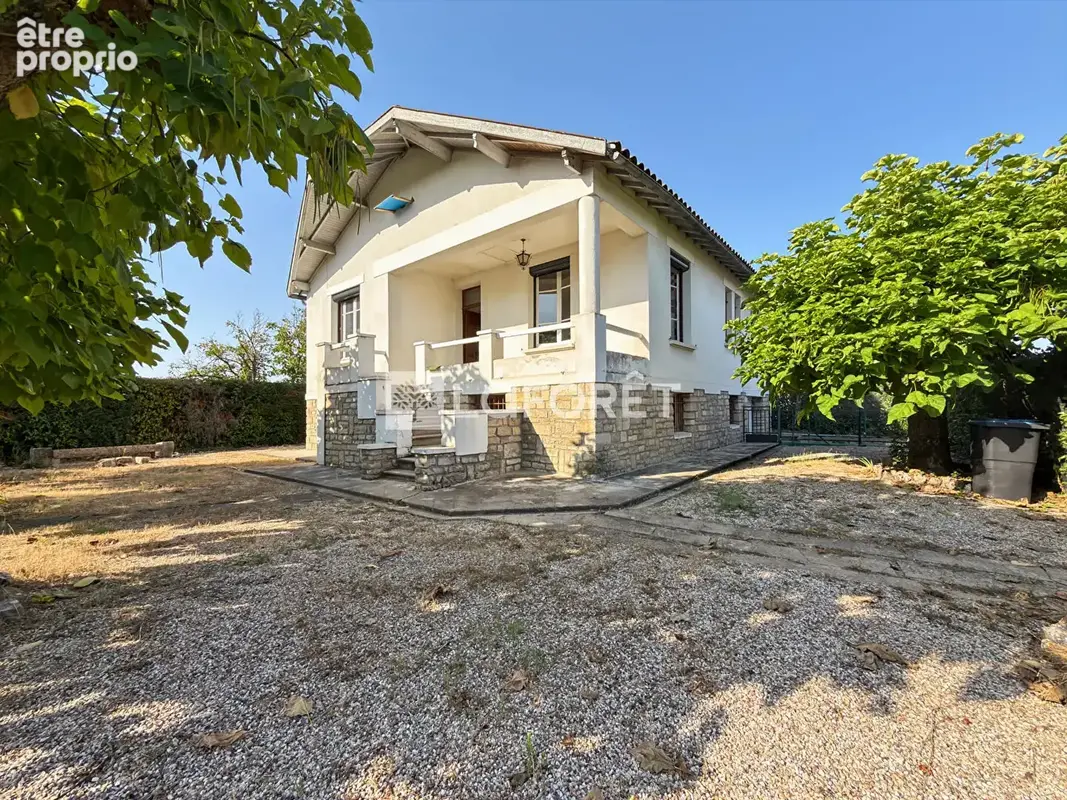 Maison à MONTBETON