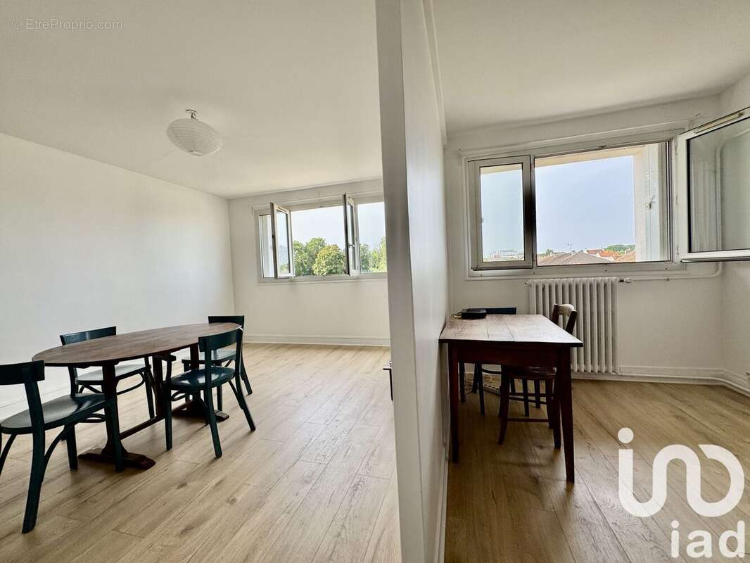 Photo 3 - Appartement à BRETIGNY-SUR-ORGE