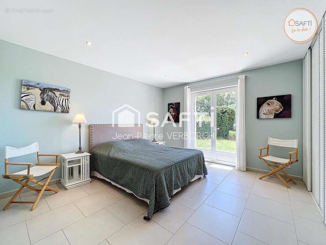 Maison 170 m² à Moissac-Bellevue  - photo 7