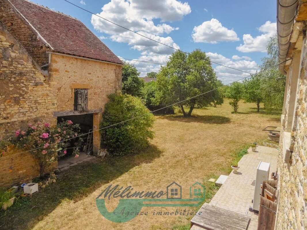 Maison 190 m² à Oisy  - photo 4