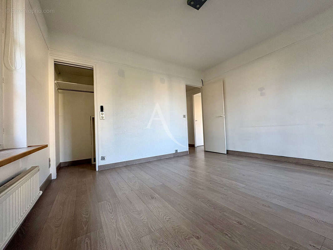 Appartement à GIF-SUR-YVETTE