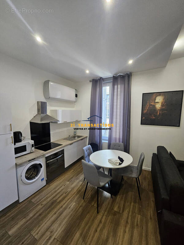 Appartement à SAINT-ETIENNE