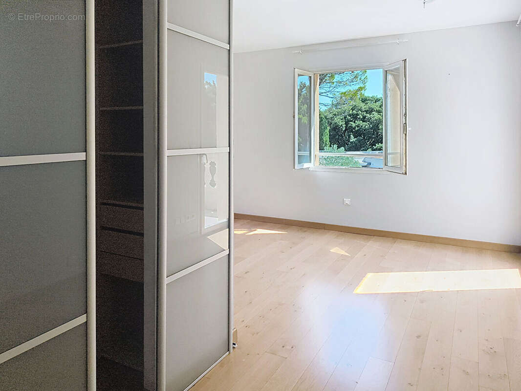 Maison à VILLENEUVE-LES-AVIGNON