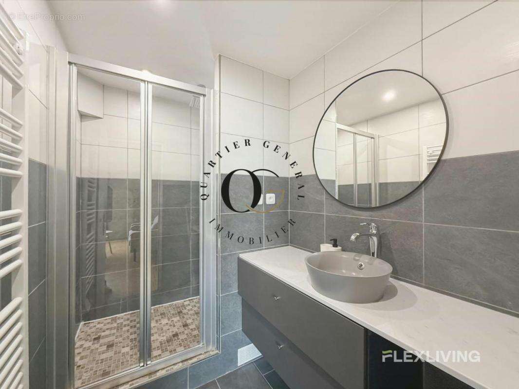 Appartement à PARIS-12E