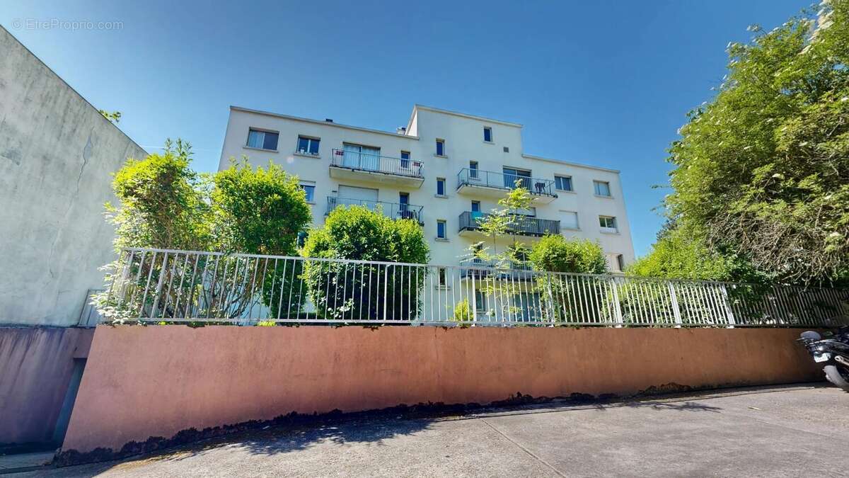 Appartement à LE RAINCY