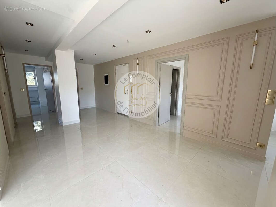 Appartement à MARSEILLE-9E